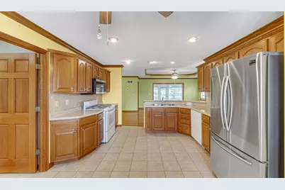 868 Clearwater Cove W, Crown Point, IN 46307 - Photo 31