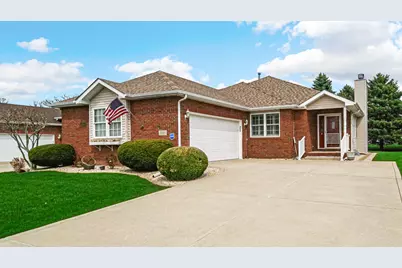 868 Clearwater Cove W, Crown Point, IN 46307 - Photo 5