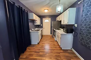 2414 Manhattan St, Michigan City, IN 46360 - Photo 5