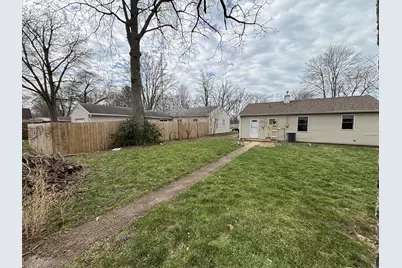 2414 Manhattan Street, Michigan City, IN 46360 - Photo 15
