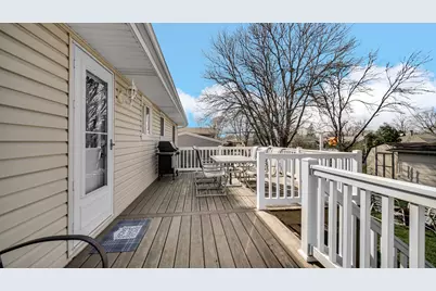 141 Monticello Drive, Dyer, IN 46311 - Photo 17