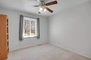 141 Monticello Dr, Dyer, IN 46311 - Photo 9