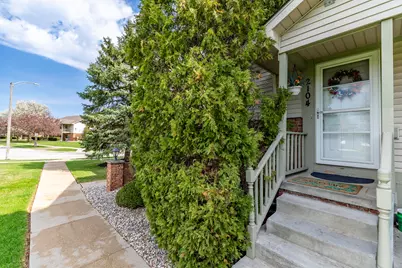 2104 Terrace Drive, Highland, IN 46322 - Photo 5