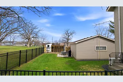 8540 Christopher Drive, Saint John, IN 46373 - Photo 15