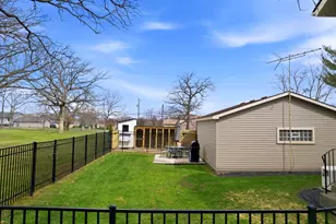 8540 Christopher Dr, Saint John, IN 46373 - Photo 15