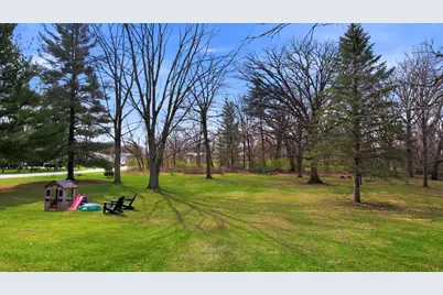 8540 Christopher Drive, Saint John, IN 46373 - Photo 5