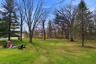 8540 Christopher Dr, Saint John, IN 46373 - Photo 5