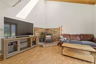 8540 Christopher Dr, Saint John, IN 46373 - Photo 11