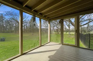 8540 Christopher Dr, Saint John, IN 46373 - Photo 13