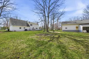 9642 W 1100 N, Demotte, IN 46310 - Photo 27