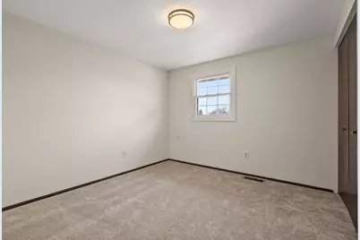 947 Iroquois Drive, Crown Point, IN 46307 - Photo 15