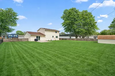 947 Iroquois Drive, Crown Point, IN 46307 - Photo 19