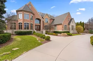 10224 Cherrywood Ln, Munster, IN 46321 - Photo 7