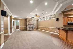 10224 Cherrywood Ln, Munster, IN 46321 - Photo 85