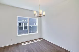 10375 Iowa St, Crown Point, IN 46307 - Photo 11