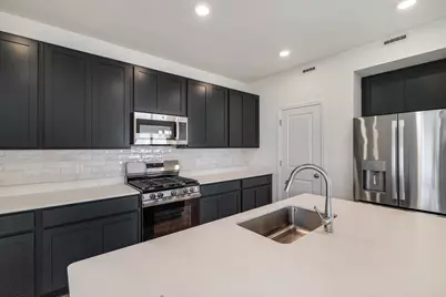 10373 Iowa Street, Crown Point, IN 46307 - Photo 5