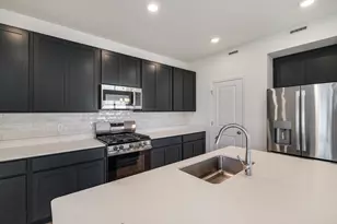 10373 Iowa St, Crown Point, IN 46307 - Photo 5