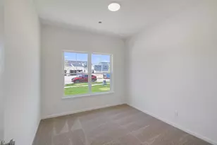 10373 Iowa St, Crown Point, IN 46307 - Photo 11