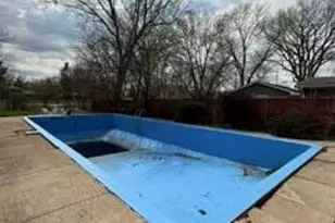 1236 Fisher St, Munster, IN 46321 - Photo 25