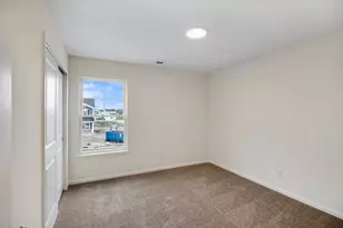 504 E 130th Pl, Crown Point, IN 46307 - Photo 17