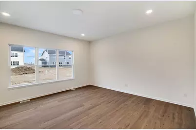 504 E 130th Place, Crown Point, IN 46307 - Photo 9