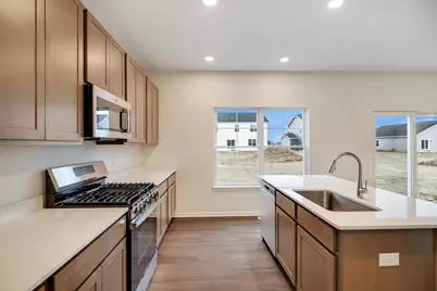 504 E 130th Place, Crown Point, IN 46307 - Photo 5