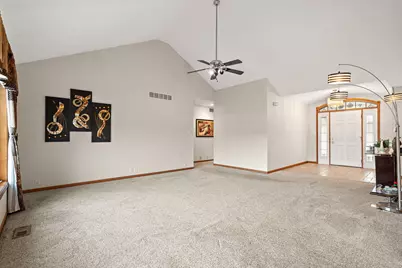 1552 Jade Boulevard, Valparaiso, IN 46385 - Photo 5