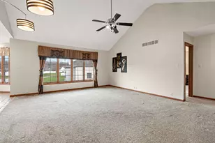 1552 Jade Blvd, Valparaiso, IN 46385 - Photo 3