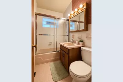 8210 Lakewood Avenue, Gary, IN 46403 - Photo 7