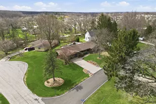 3921 Bonnie Dr, Crown Point, IN 46307 - Photo 45