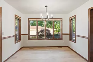 3921 Bonnie Dr, Crown Point, IN 46307 - Photo 17