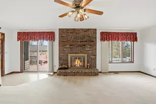 3921 Bonnie Dr, Crown Point, IN 46307 - Photo 19