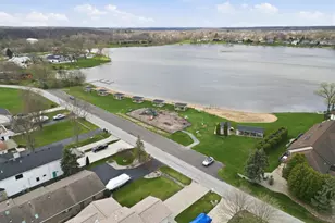 3921 Bonnie Dr, Crown Point, IN 46307 - Photo 57