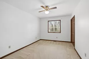 3921 Bonnie Dr, Crown Point, IN 46307 - Photo 31