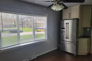 601 Gatewood Dr, Lowell, IN 46356 - Photo 11