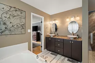 24 Kincraig Dr, Valparaiso, IN 46385 - Photo 17