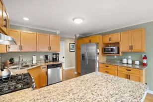 24 Kincraig Dr, Valparaiso, IN 46385 - Photo 11