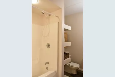 308 Outlook Cove Drive, La Porte, IN 46350 - Photo 19