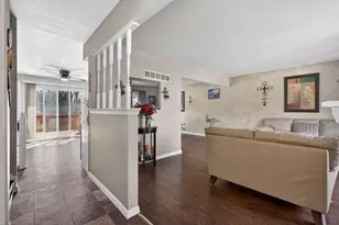 847 Appletree Dr, Schererville, IN 46375 - Photo 3