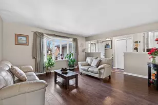 847 Appletree Dr, Schererville, IN 46375 - Photo 5