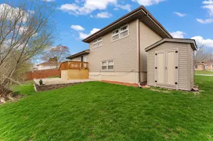 847 Appletree Dr, Schererville, IN 46375 - Photo 25