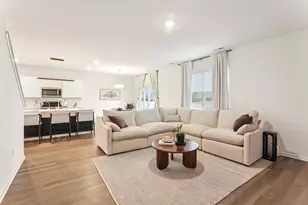 10651 Whitney Pl, Crown Point, IN 46307 - Photo 9