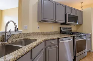 1606 Geranium Cir, Valparaiso, IN 46383 - Photo 5