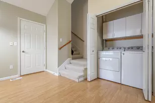 1606 Geranium Cir, Valparaiso, IN 46383 - Photo 7