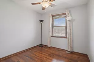 3726 W 79th Ave, Merrillville, IN 46410 - Photo 5