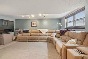 3726 W 79th Ave, Merrillville, IN 46410 - Photo 7