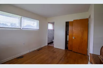 133 N Grand Boulevard, Gary, IN 46403 - Photo 15