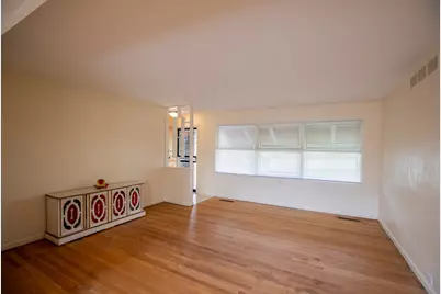 133 N Grand Boulevard, Gary, IN 46403 - Photo 7