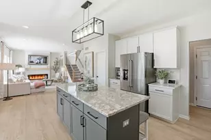 13143 Rutledge Pl, Crown Point, IN 46307 - Photo 7