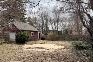 302 G St, La Porte, IN 46350 - Photo 7